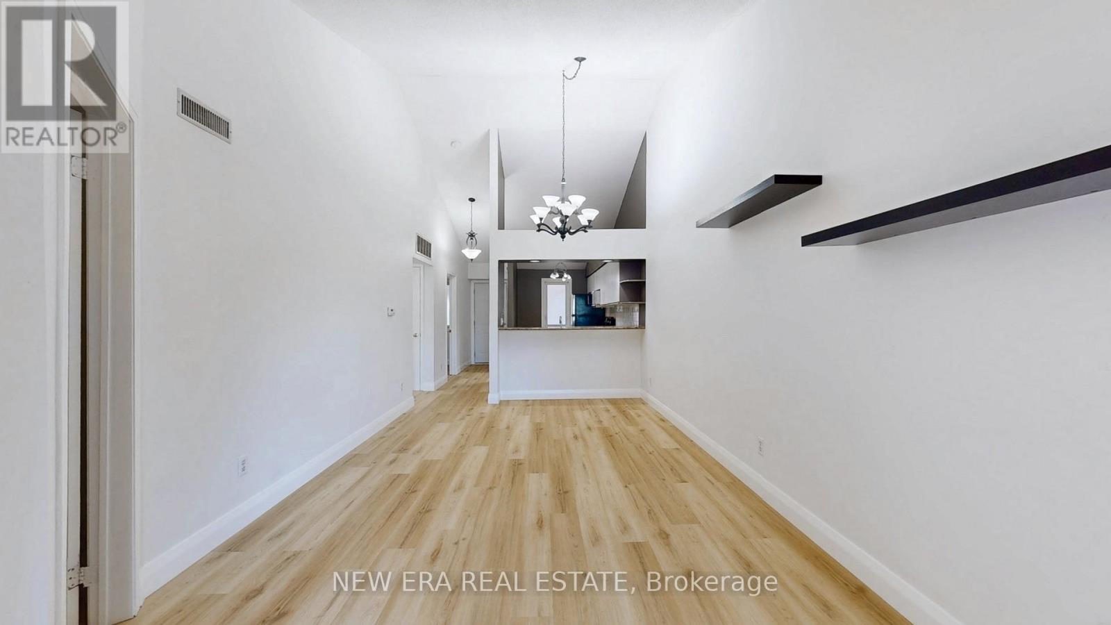 199 - 75 Bristol Road E, Mississauga, ON - Indoor Photo Showing Other Room