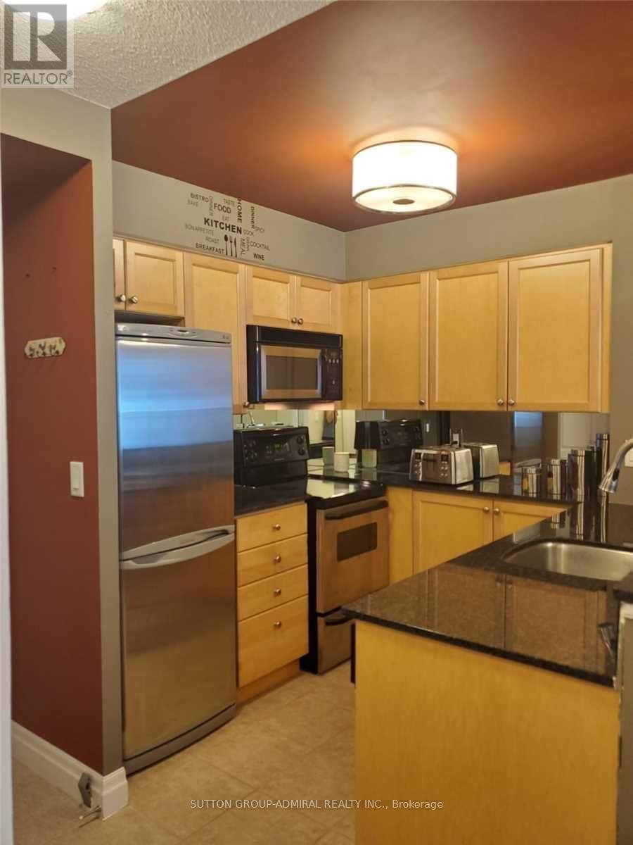 615 - 2121 Lake Shore Boulevard, Toronto, ON - Indoor Photo Showing Kitchen With Stainless Steel Kitchen