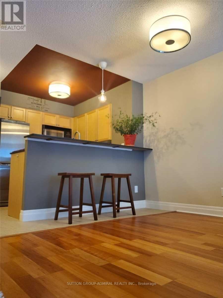 615 - 2121 Lake Shore Boulevard, Toronto, ON - Indoor