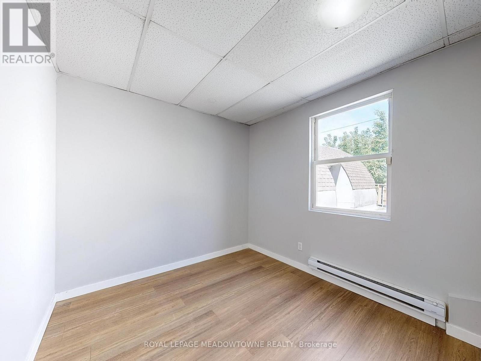 6 - 12 Wesleyan Street, Halton Hills, ON - Indoor Photo Showing Other Room