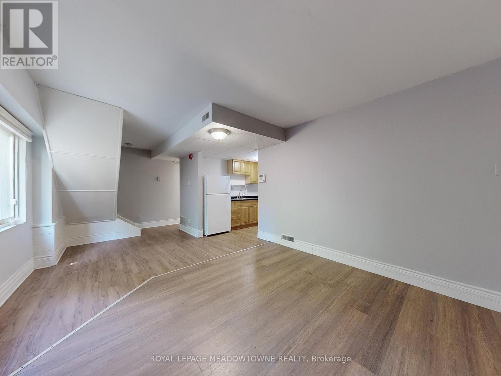 6 - 12 Wesleyan Street, Halton Hills, ON - Indoor Photo Showing Other Room