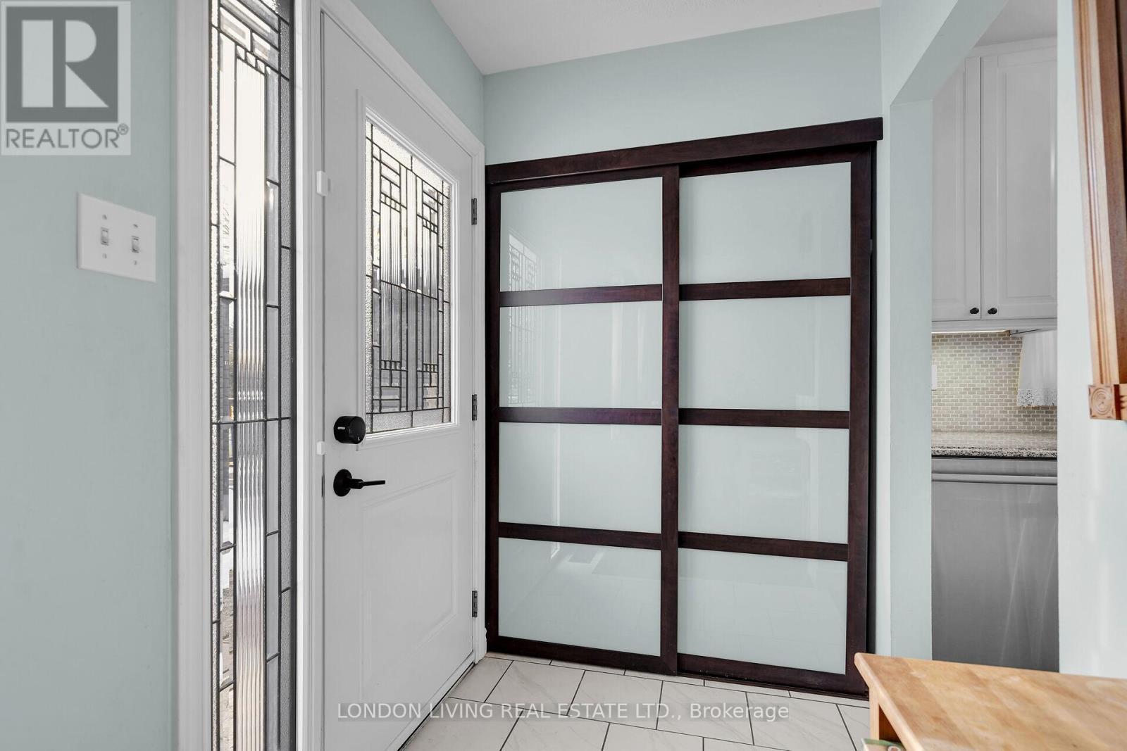 56 Sundridge Court, London South (South T), ON - Indoor Photo Showing Other Room