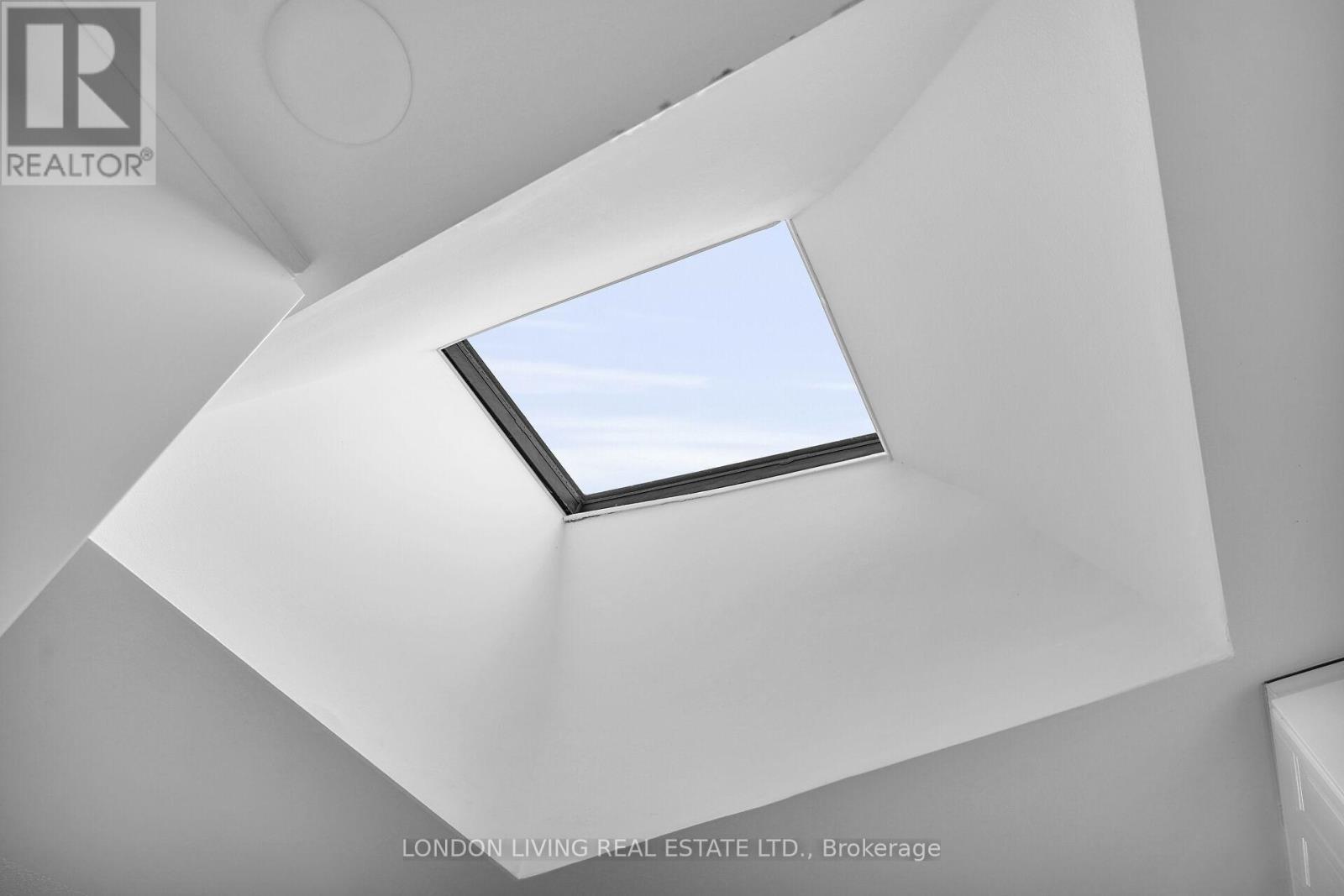 56 Sundridge Court, London South (South T), ON - Photo Showing Other Room