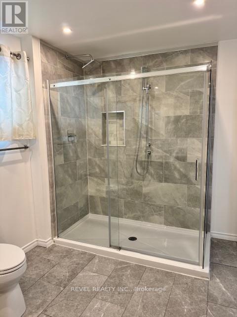 499 Hemlock Street, Timmins (Tne - North), ON - Indoor Photo Showing Bathroom