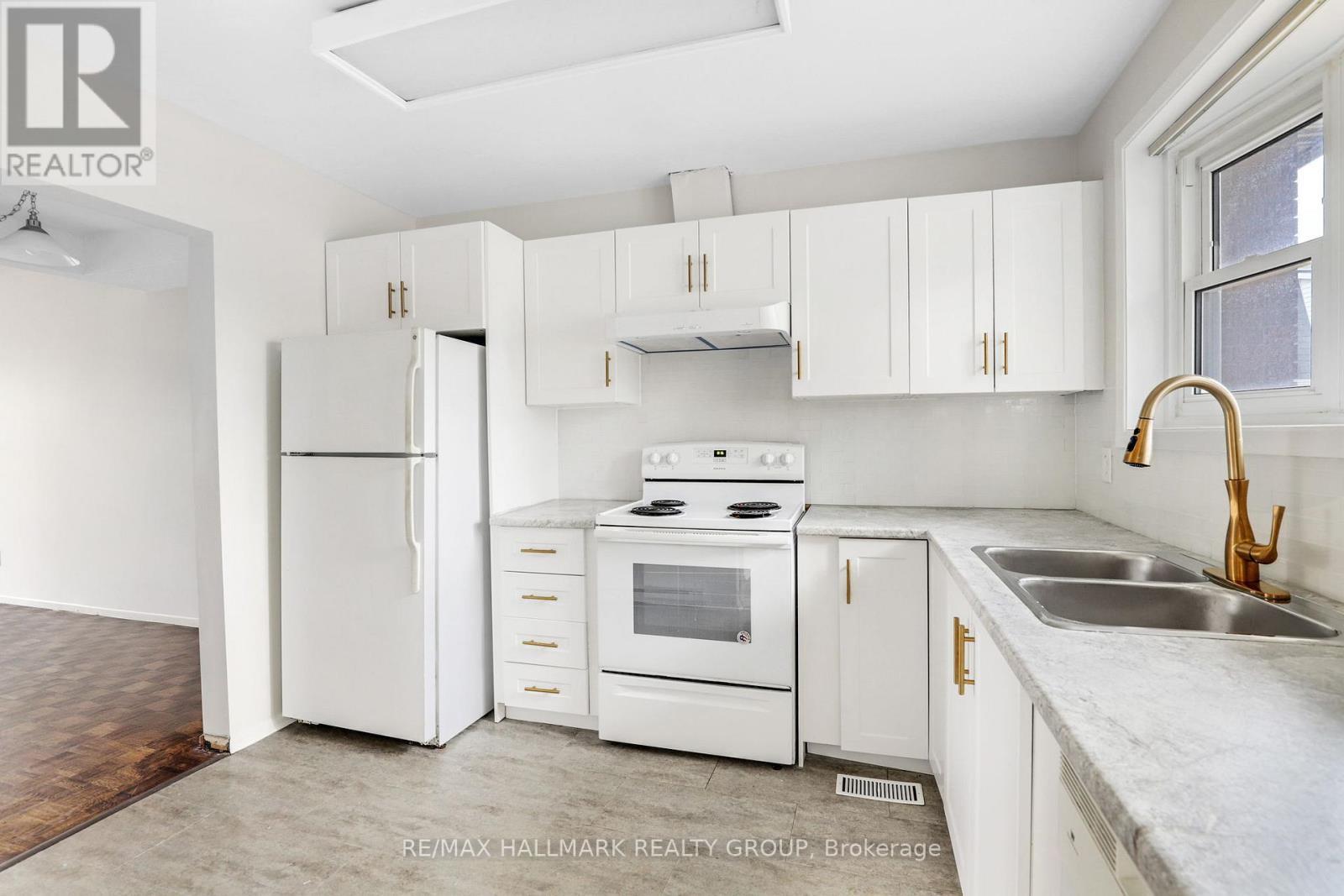 44 - 920 Dynes Road, Ottawa, ON - Indoor Photo Showing Kitchen With Double Sink