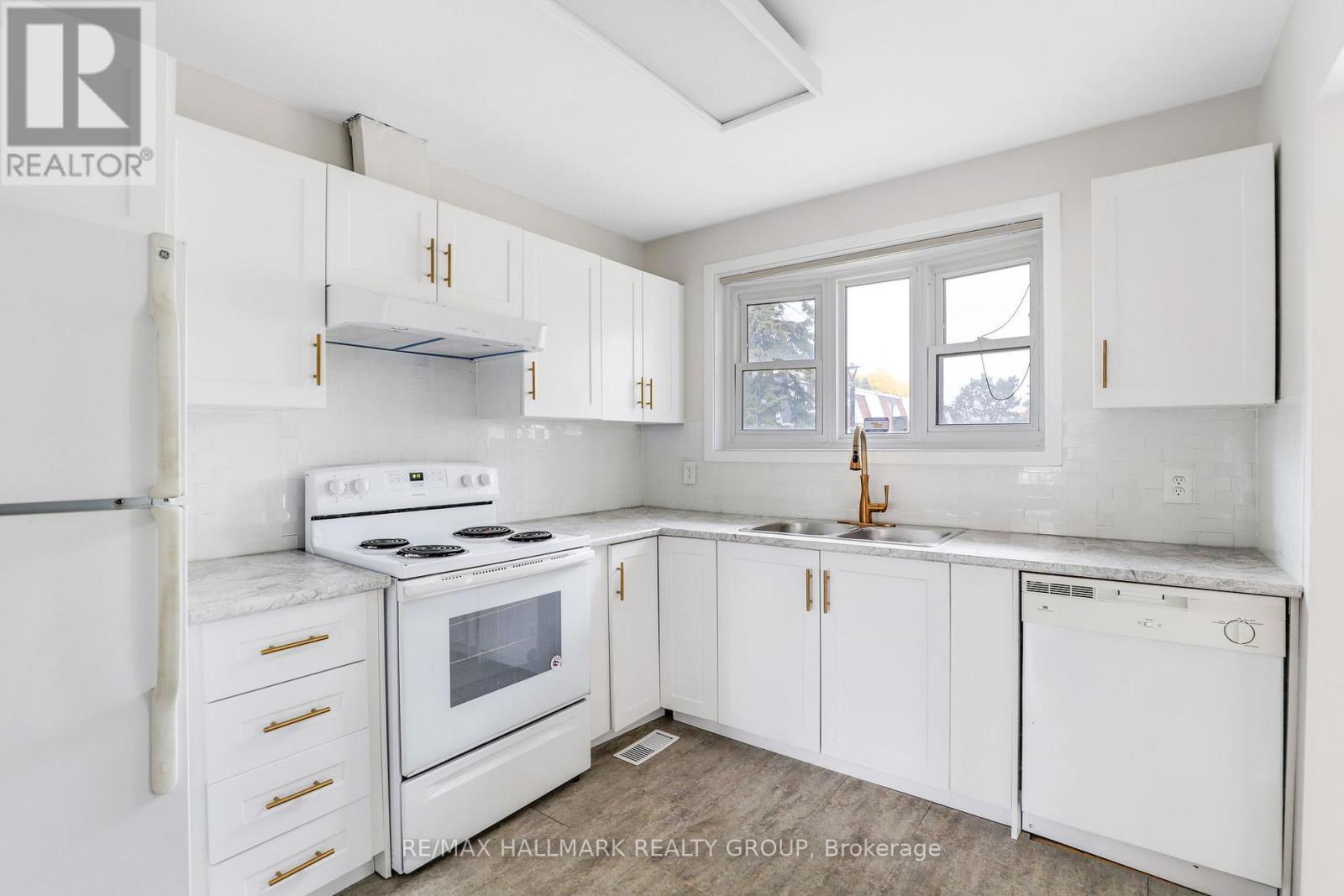 44 - 920 Dynes Road, Ottawa, ON - Indoor Photo Showing Kitchen