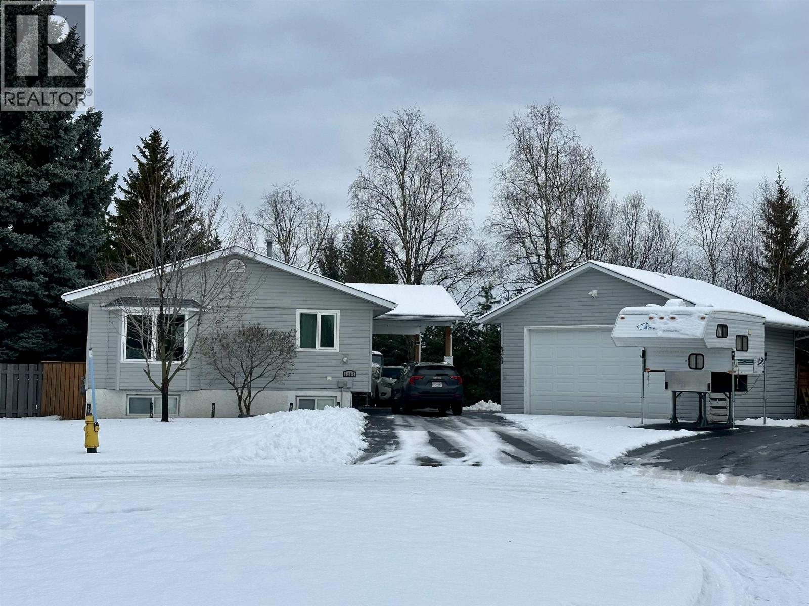 6260 Berkeley Place, Prince George, BC - Outdoor With Facade