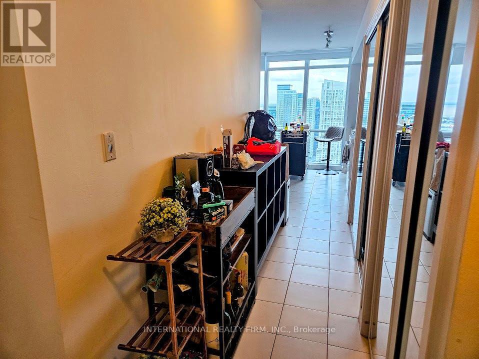 4216 - 11 Brunel Court, Toronto, ON - Indoor Photo Showing Other Room