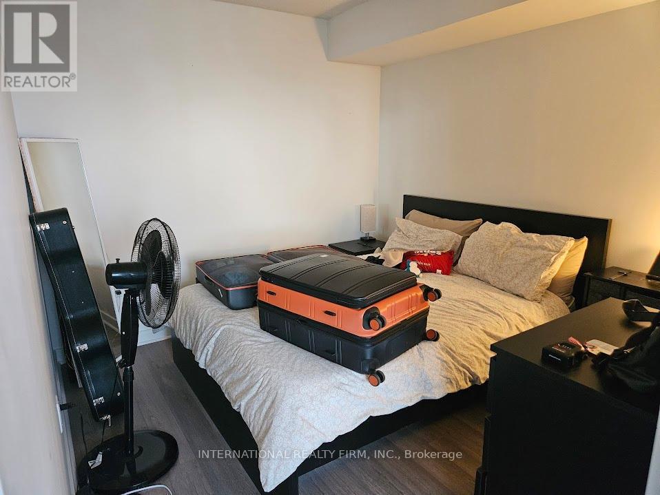 4216 - 11 Brunel Court, Toronto, ON - Indoor Photo Showing Bedroom