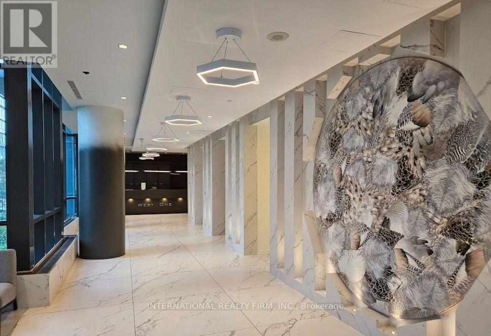 4216 - 11 Brunel Court, Toronto, ON - Indoor Photo Showing Other Room