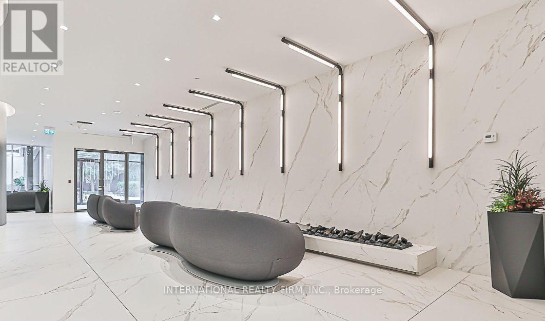 4216 - 11 Brunel Court, Toronto, ON - Indoor Photo Showing Other Room