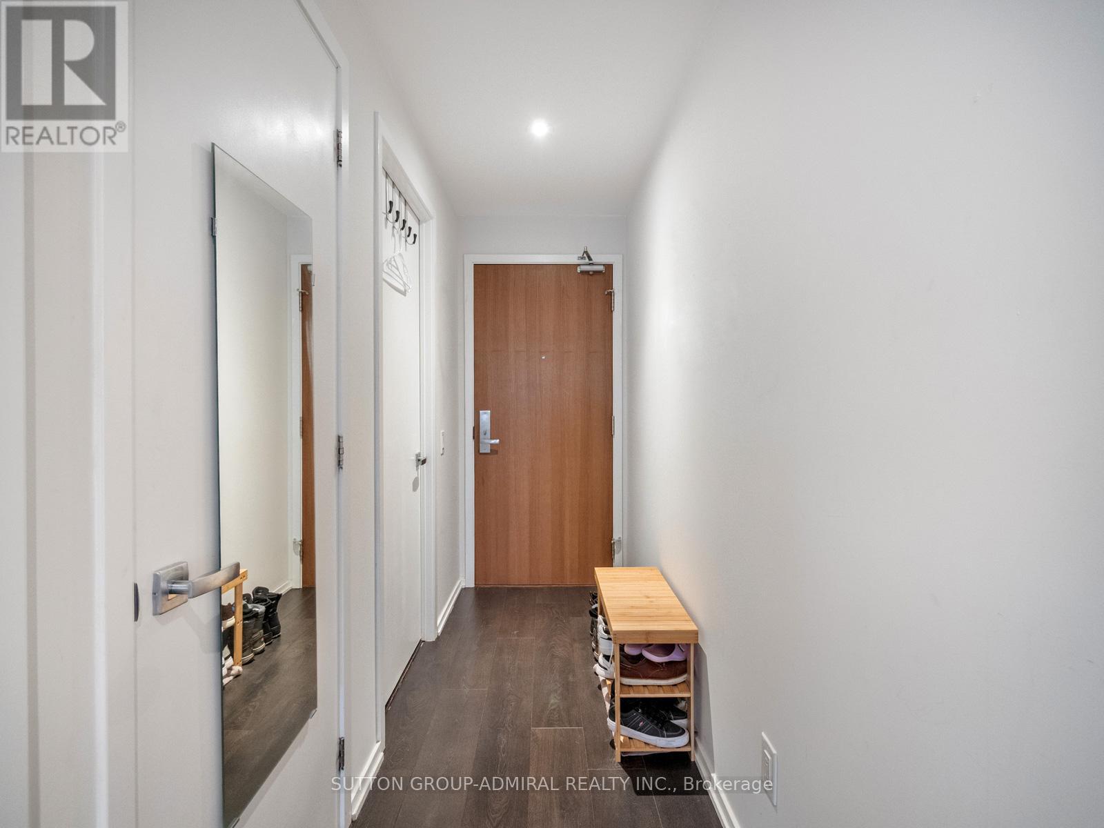 406 - 783 Bathurst Street, Toronto, ON - Indoor Photo Showing Other Room