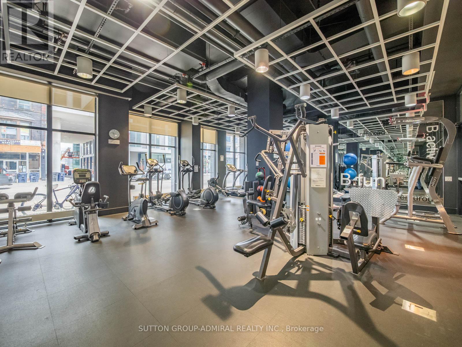 406 - 783 Bathurst Street, Toronto, ON - Indoor Photo Showing Gym Room