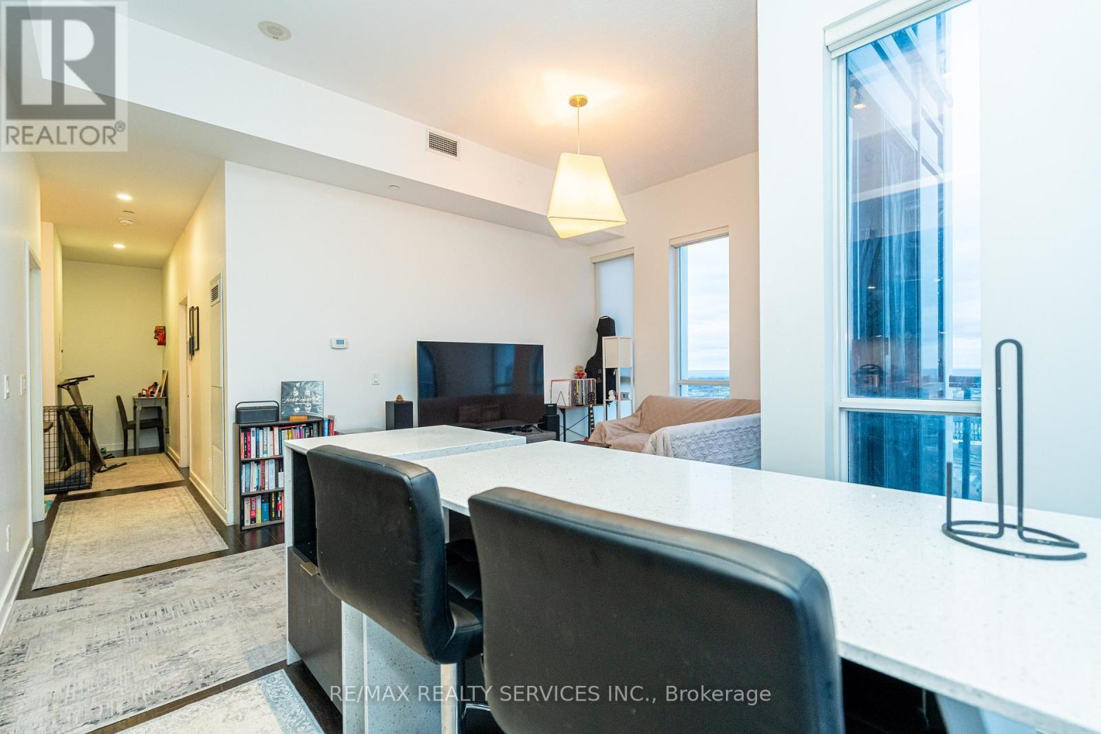 2905 - 55 Regent Park Boulevard, Toronto, ON - Indoor Photo Showing Office