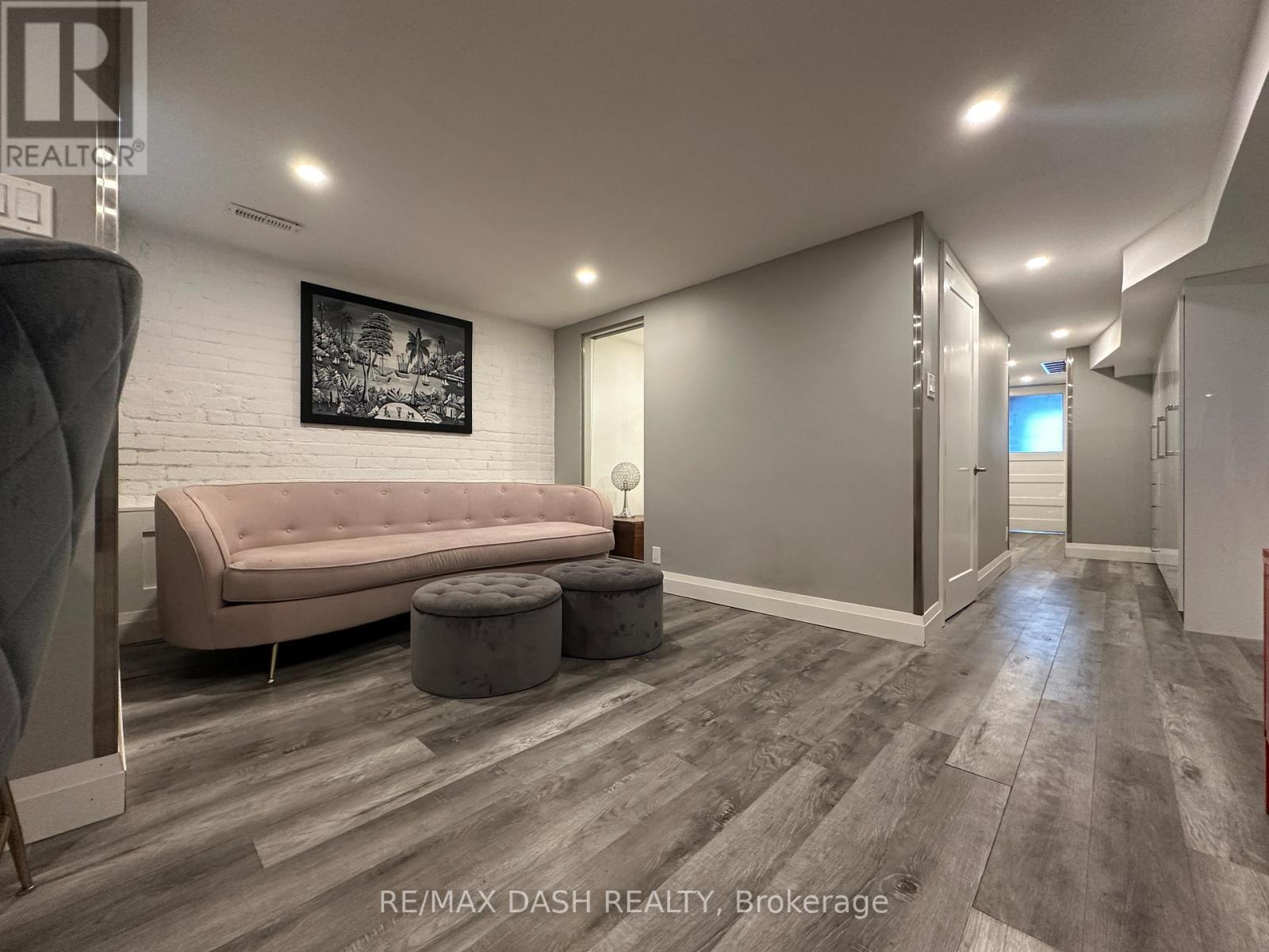 Bsmt - 725 Palmerston Avenue W, Toronto, ON - Indoor