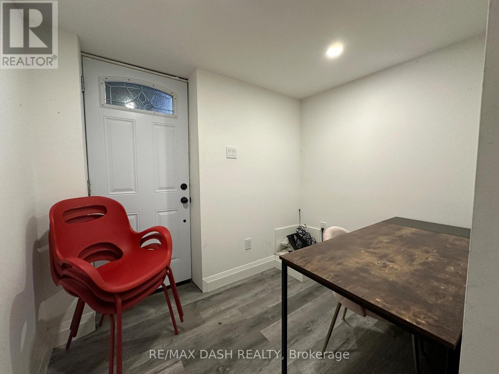 Bsmt - 725 Palmerston Avenue W, Toronto, ON - Indoor Photo Showing Other Room