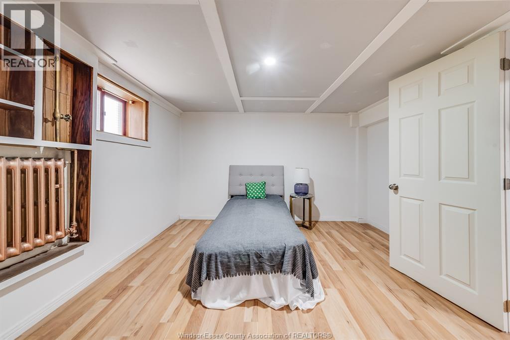 961 Ouellette Unit# 1, Windsor, ON - Indoor Photo Showing Other Room