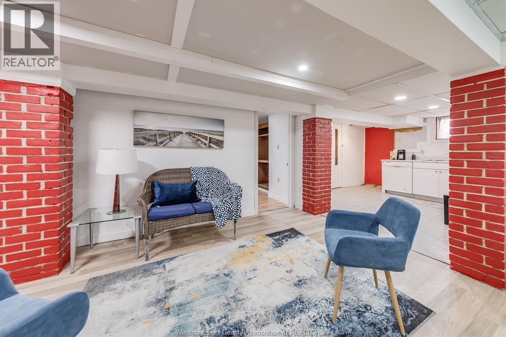 961 Ouellette Unit# 1, Windsor, ON - Indoor