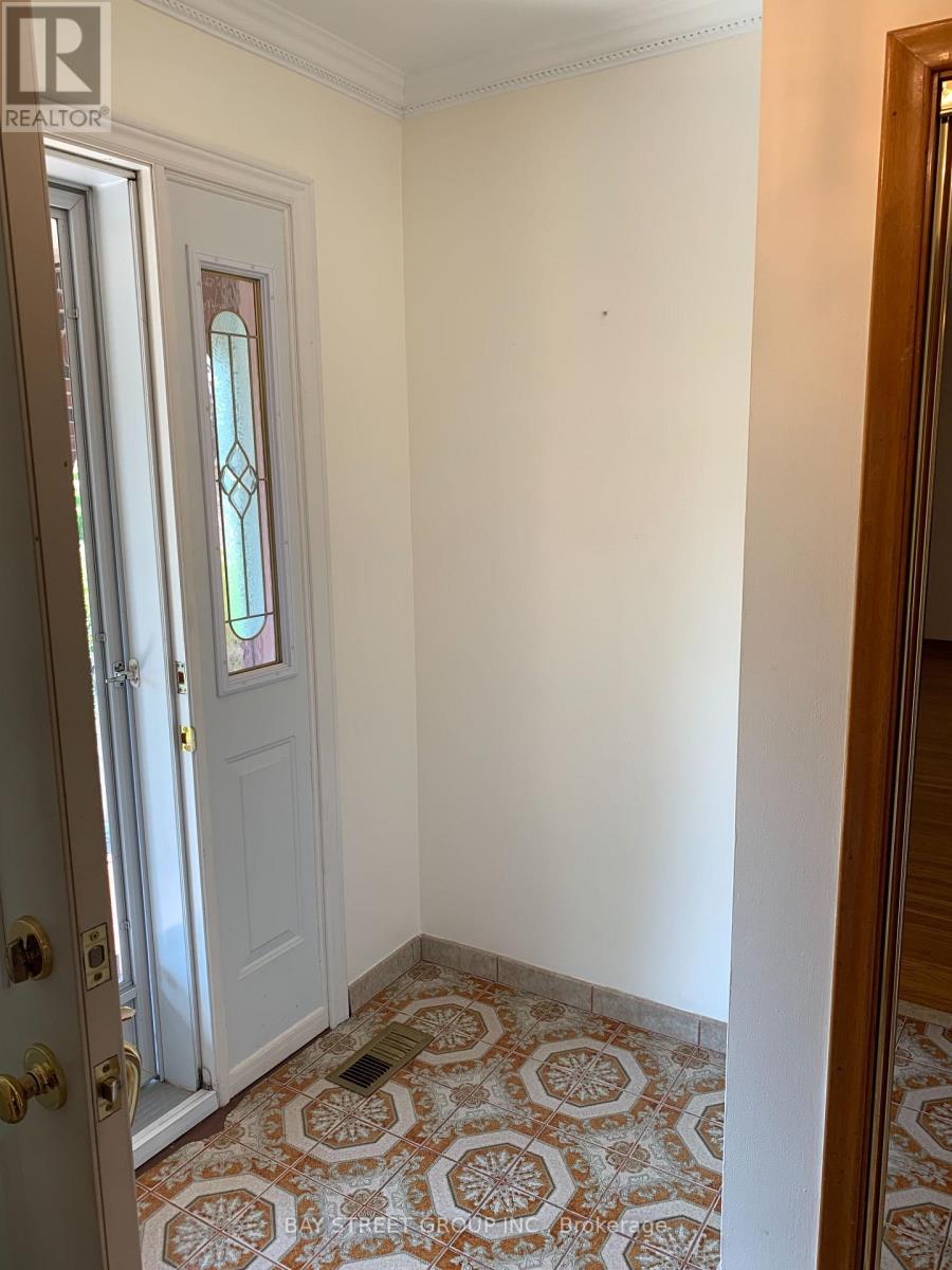 Main - 126 Cass Avenue, Toronto, ON - Indoor Photo Showing Other Room