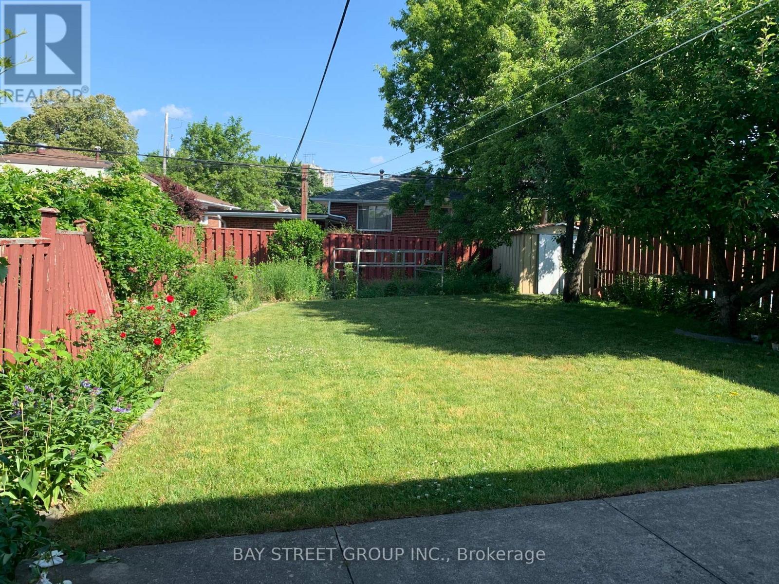 Main - 126 Cass Avenue, Toronto, ON - Outdoor With Backyard