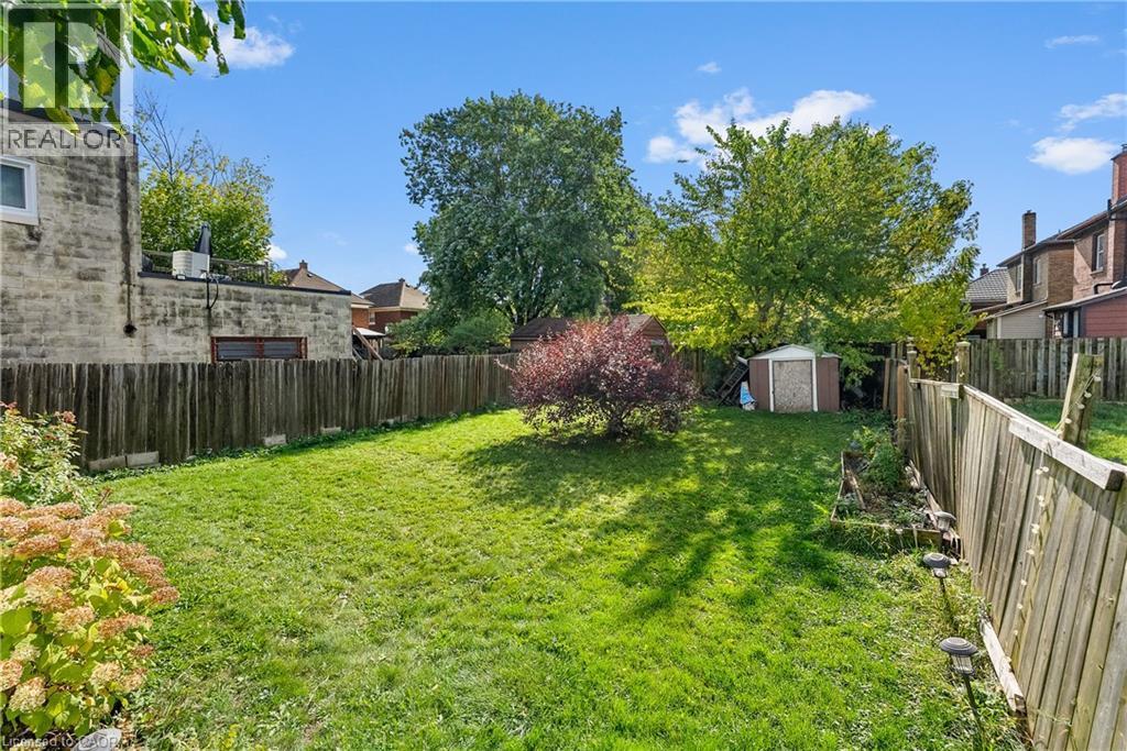 5132 Morrison Street, Niagara Falls, ON - Outdoor With Backyard