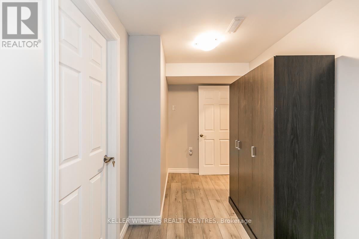 1381 Hunter Street, Innisfil, ON - Indoor Photo Showing Other Room