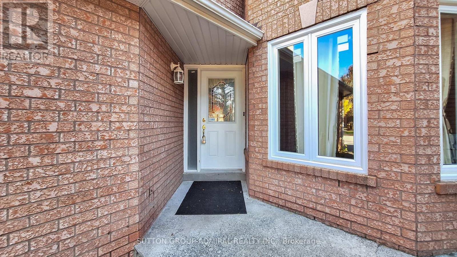 59 Springer Drive, Richmond Hill, ON - Outdoor With Exterior