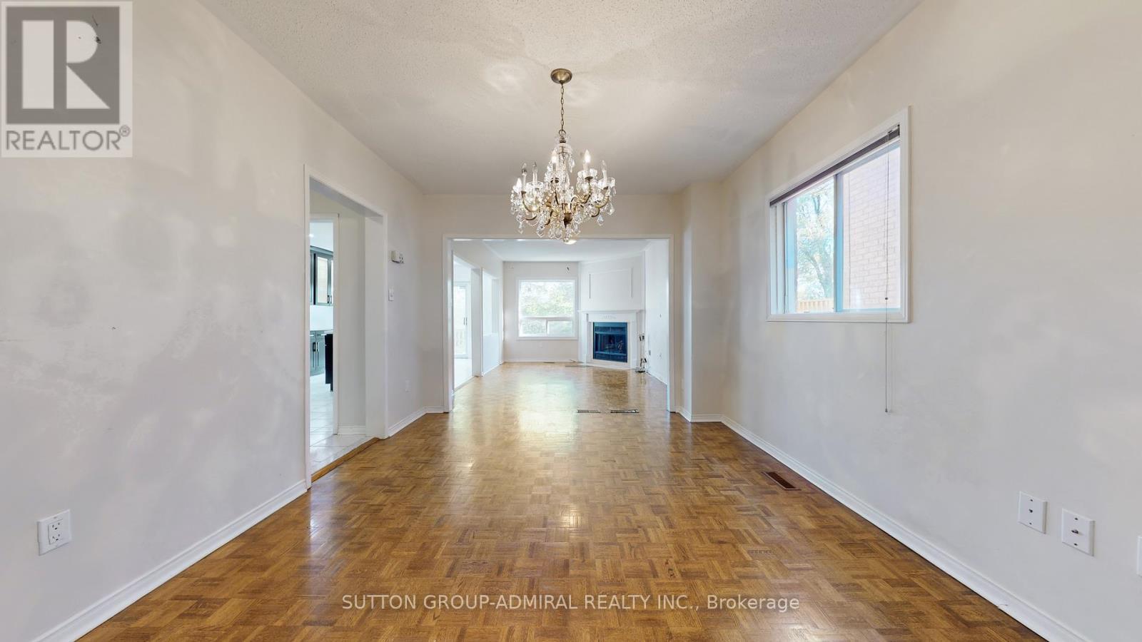 59 Springer Drive, Richmond Hill, ON - Indoor Photo Showing Other Room