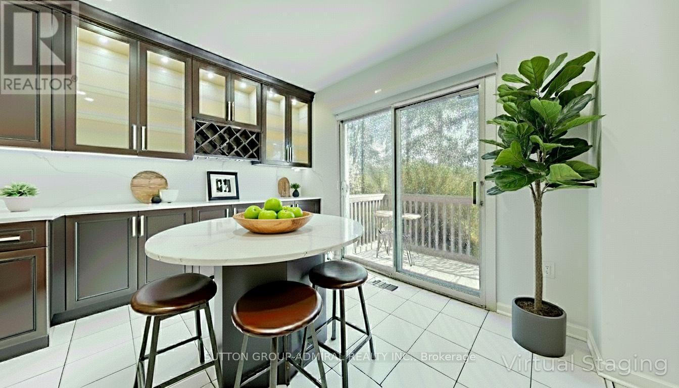 59 Springer Drive, Richmond Hill, ON - Indoor Photo Showing Dining Room