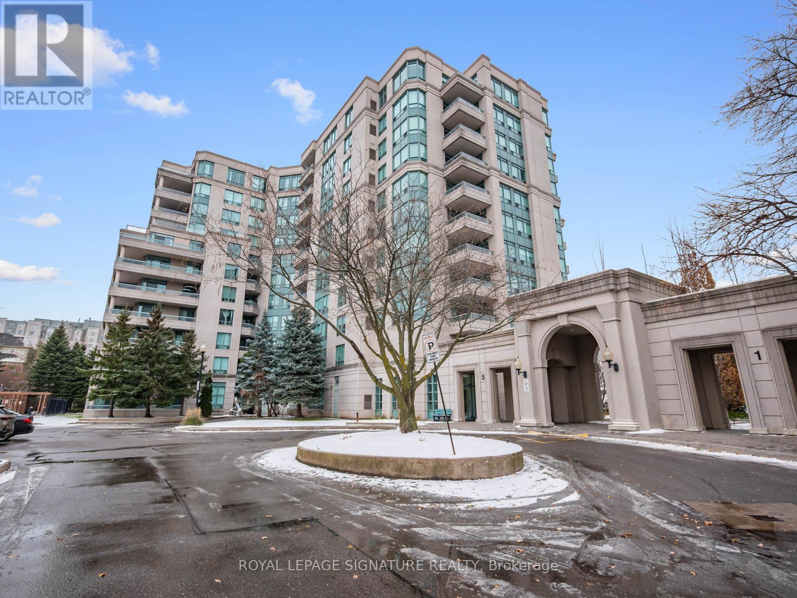 102 - 5 Emerald Lane, Vaughan, ON - Outdoor With Facade