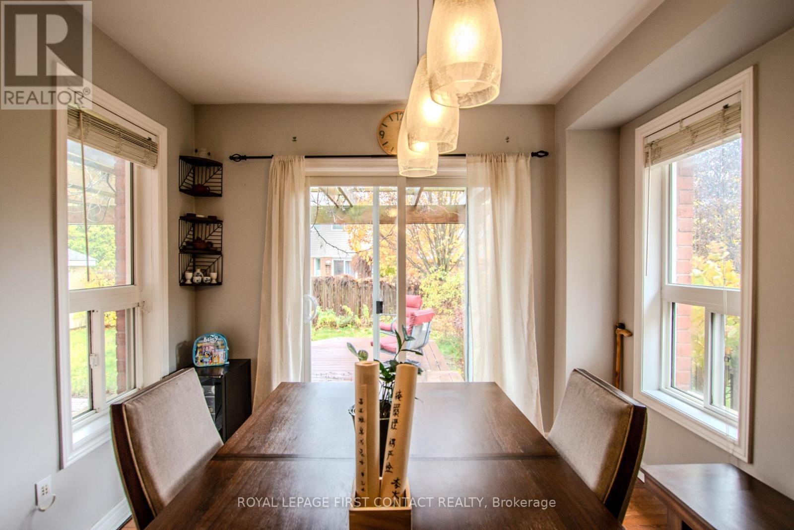 63 Gore Drive, Barrie, ON - Indoor Photo Showing Dining Room