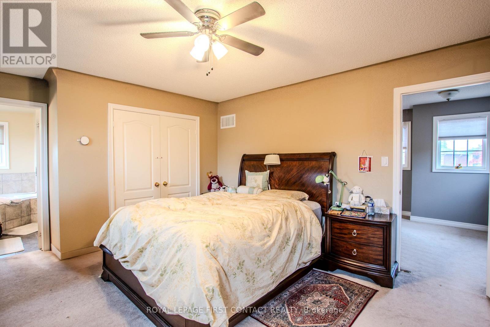 63 Gore Drive, Barrie, ON - Indoor Photo Showing Bedroom