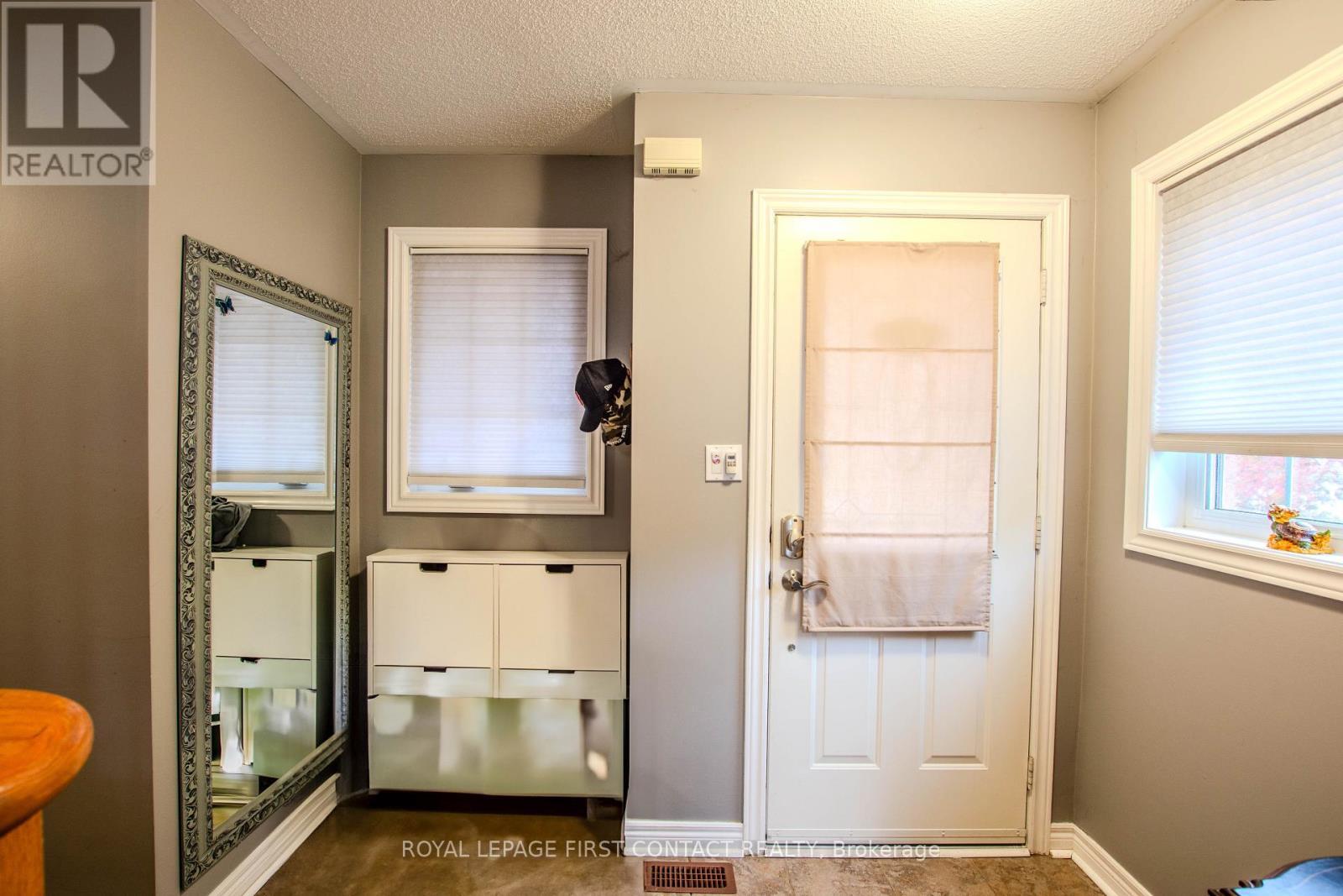 63 Gore Drive, Barrie, ON - Indoor