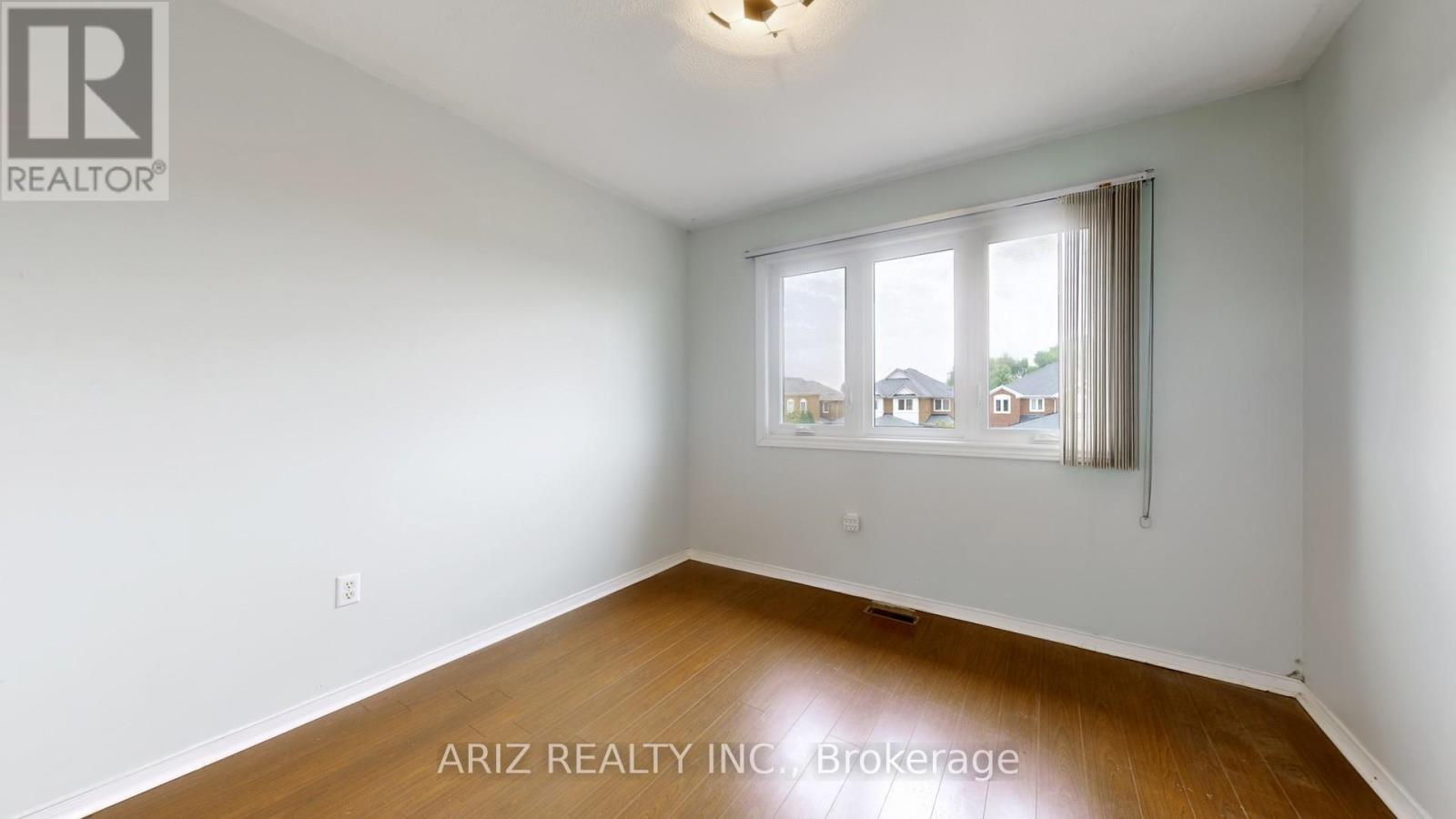 3360 Scotch Pine Gate, Mississauga, ON - Indoor Photo Showing Other Room