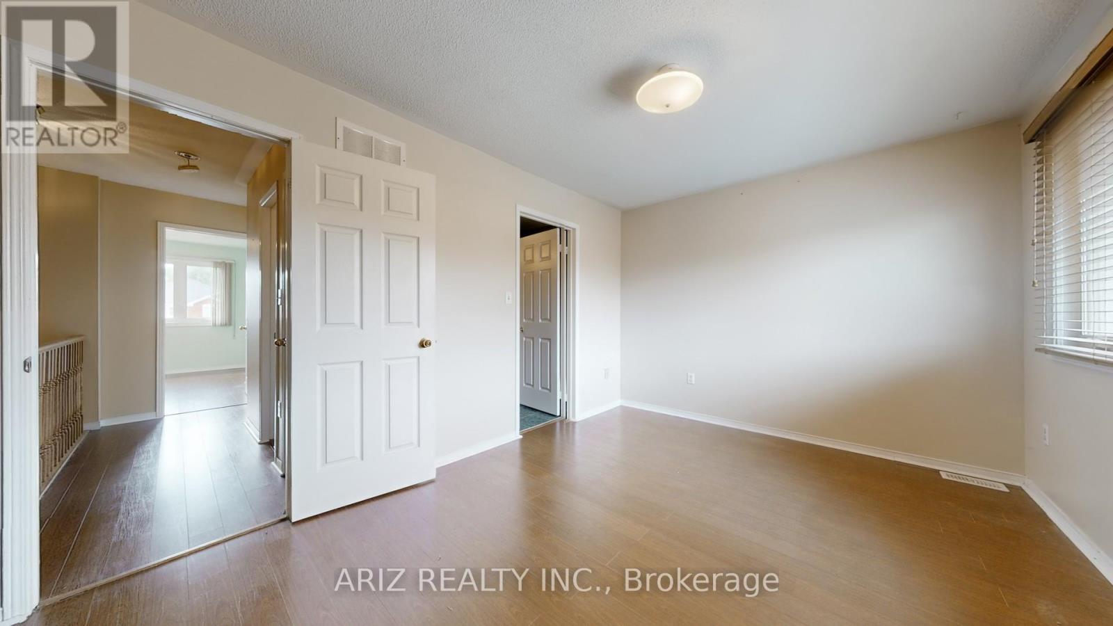 3360 Scotch Pine Gate, Mississauga, ON - Indoor Photo Showing Other Room