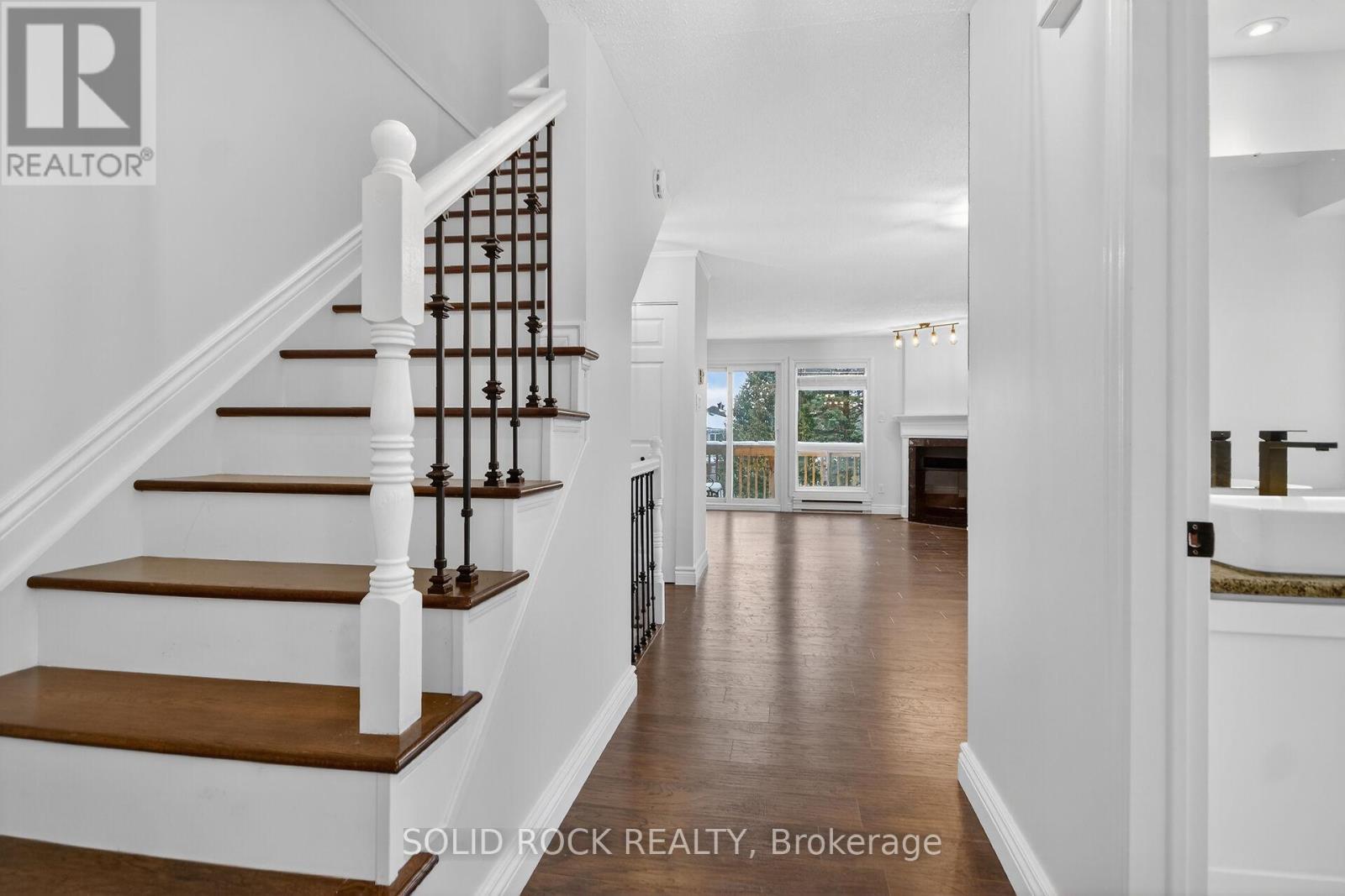 35 - 360 Briston Private, Ottawa, ON - Indoor Photo Showing Other Room