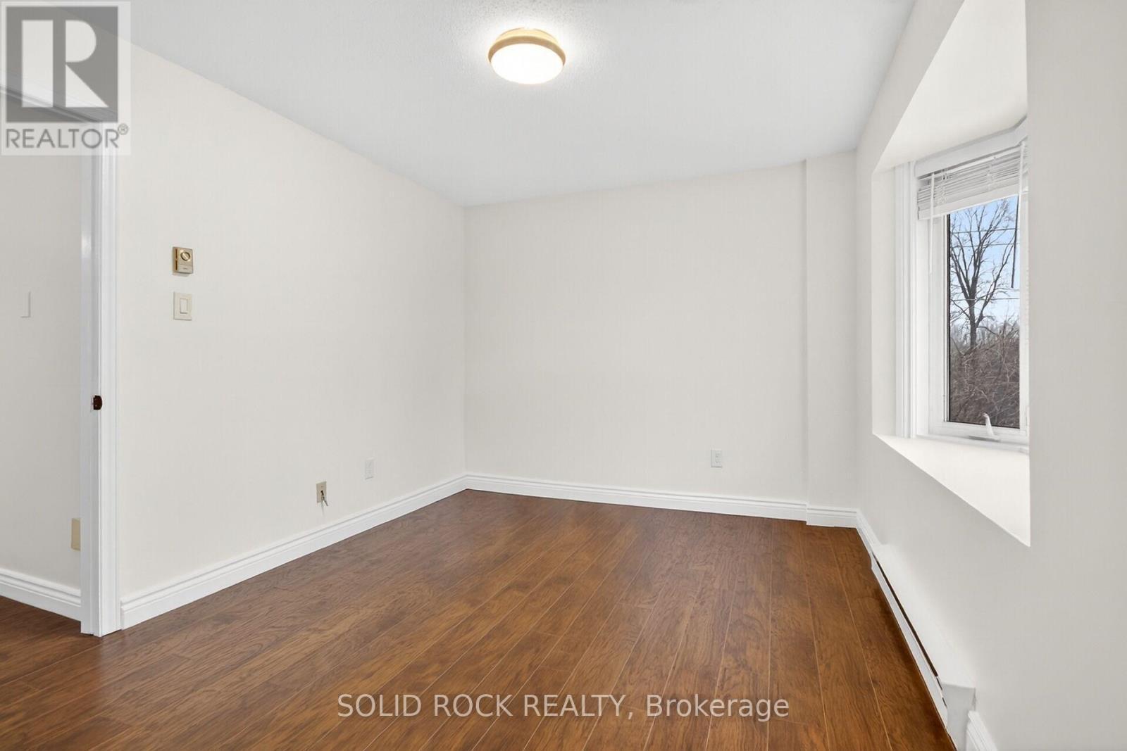 35 - 360 Briston Private, Ottawa, ON - Indoor Photo Showing Other Room