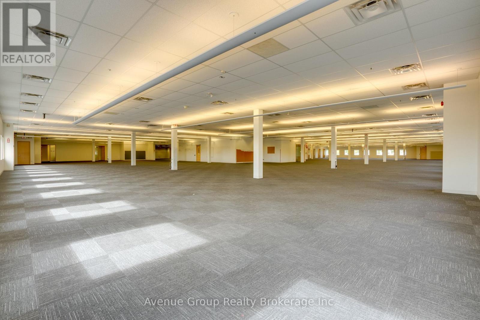 205 - 320 Bayfield Street, Barrie, ON