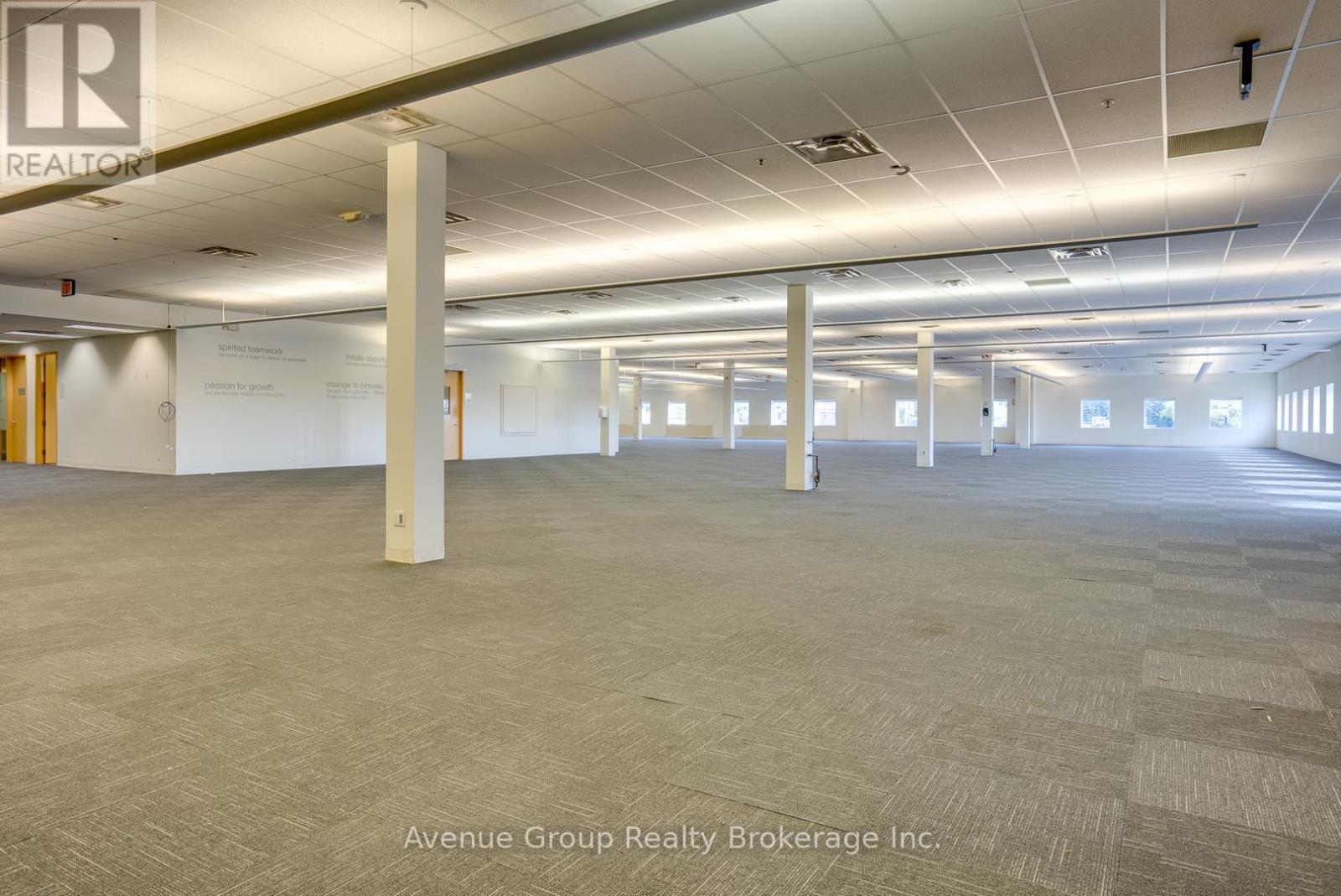 202 - 320 Bayfield Street, Barrie, ON