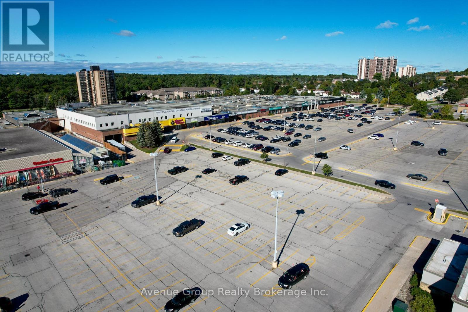 202 - 320 Bayfield Street, Barrie, ON