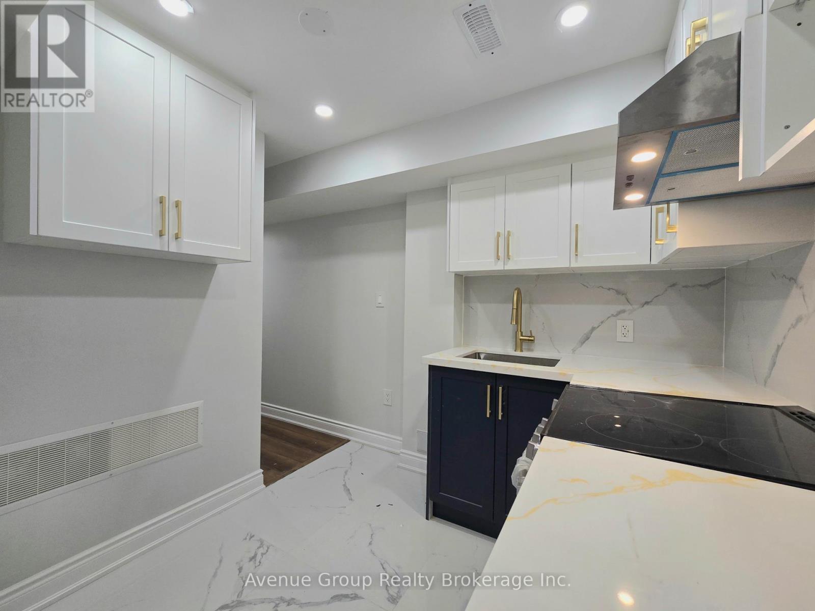 Lower - 38 Vipond Road, Whitby, ON - Indoor