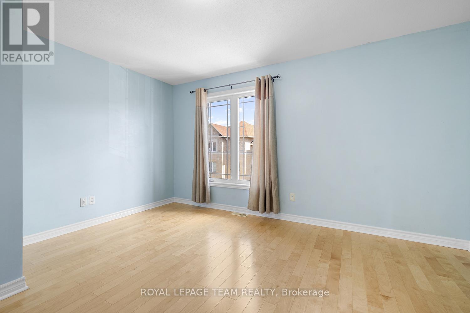 239 Paseo Private, Ottawa, ON - Indoor Photo Showing Other Room