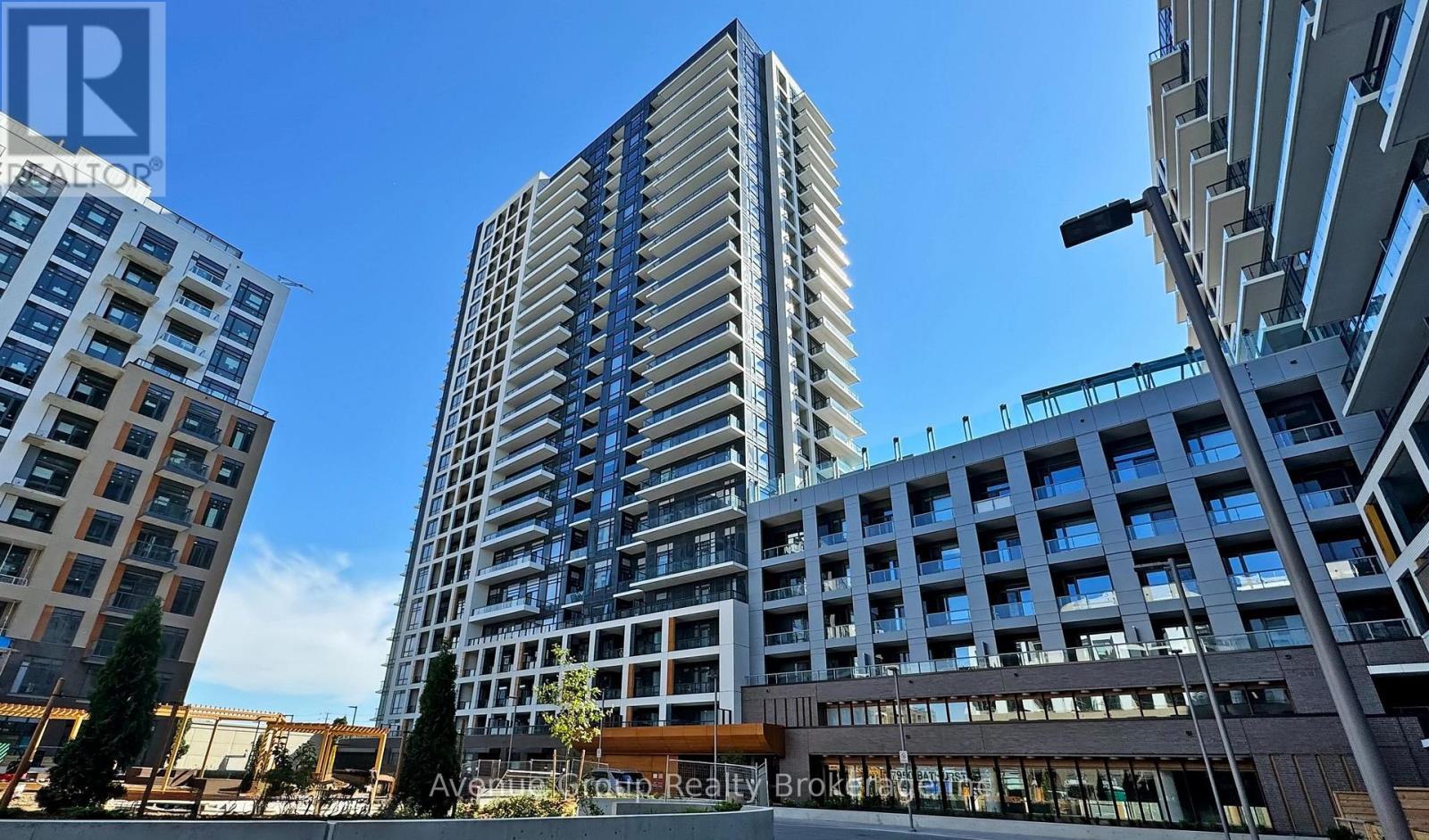 B-1510 - 7950 Bathurst Street, Vaughan, ON - Outdoor With Balcony With Facade