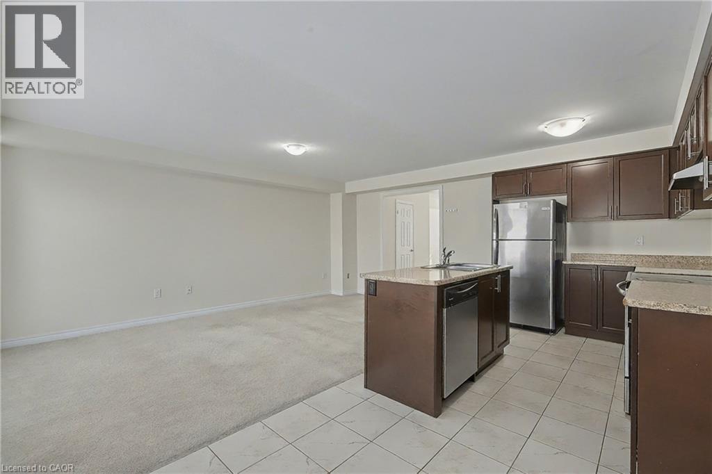 470 Linden Drive Unit# 40, Cambridge, ON - Indoor Photo Showing Kitchen
