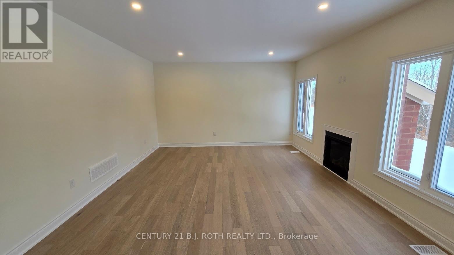 61 Ruby Ridge, Oro-Medonte, ON - Indoor Photo Showing Other Room