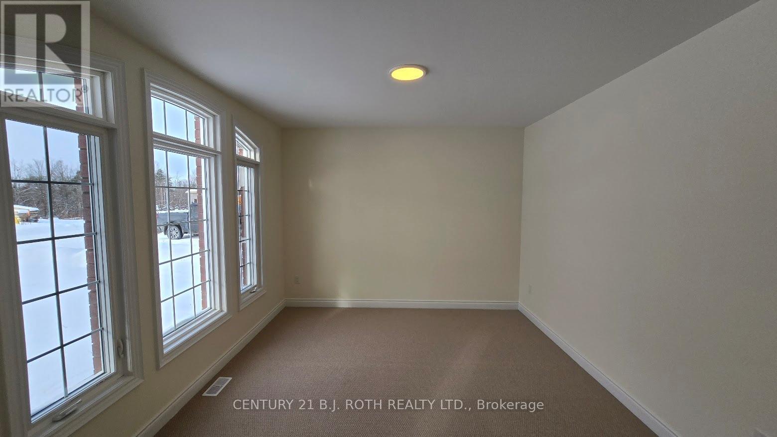 61 Ruby Ridge, Oro-Medonte, ON - Indoor Photo Showing Other Room