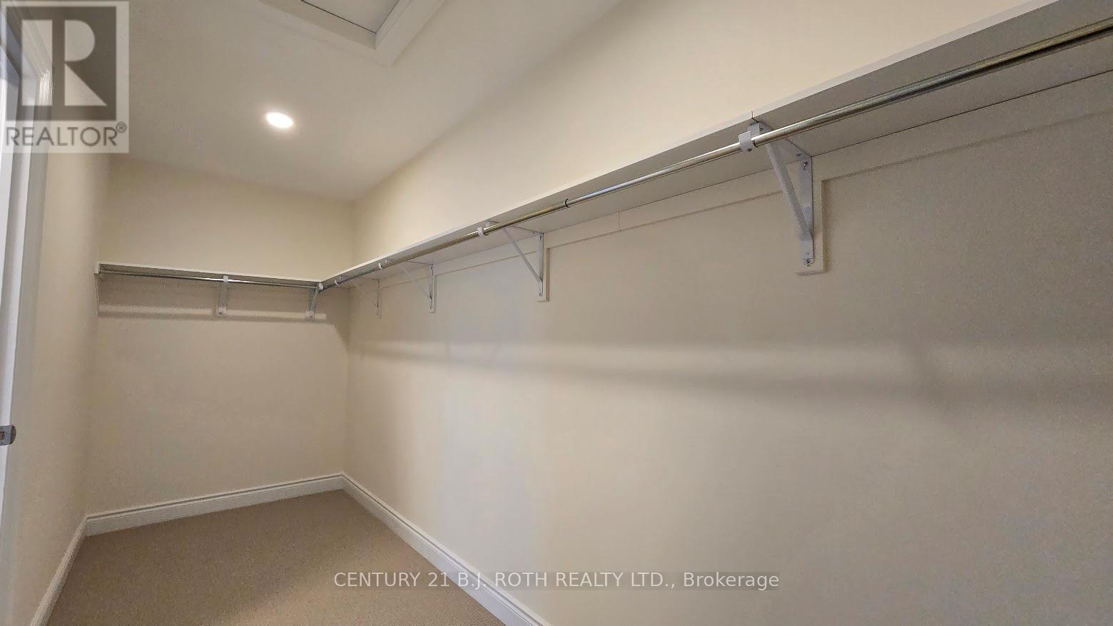 61 Ruby Ridge, Oro-Medonte, ON - Indoor With Storage