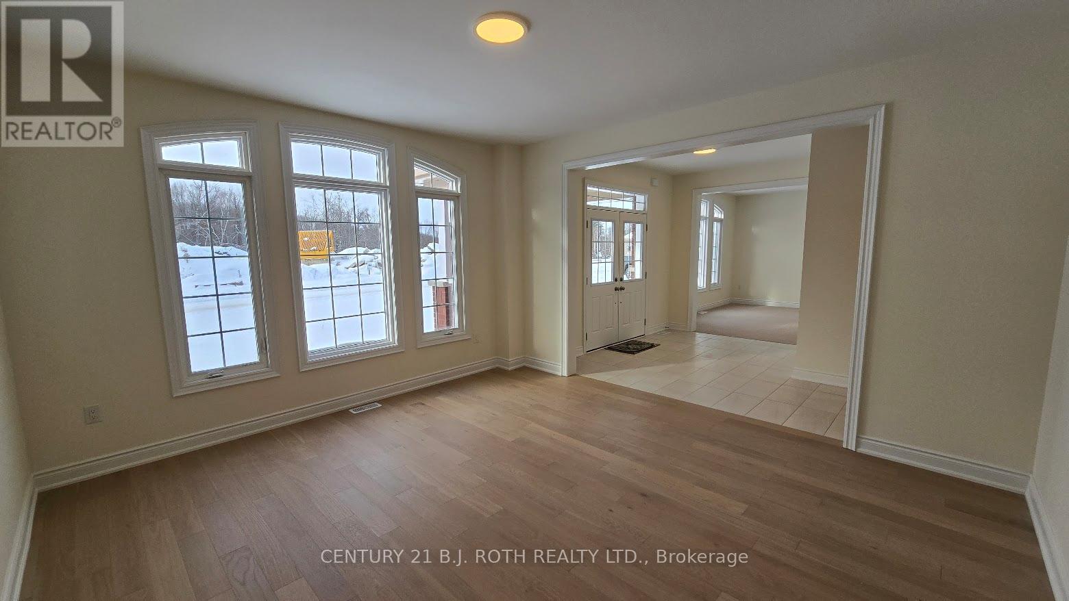 61 Ruby Ridge, Oro-Medonte, ON - Indoor Photo Showing Other Room