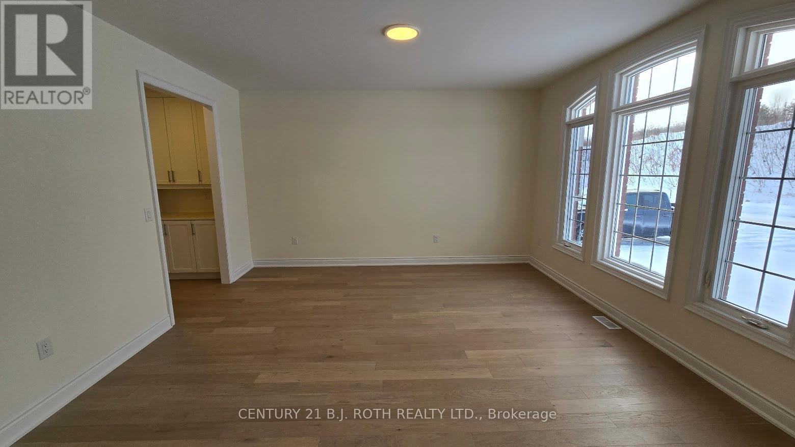 61 Ruby Ridge, Oro-Medonte, ON - Indoor Photo Showing Other Room