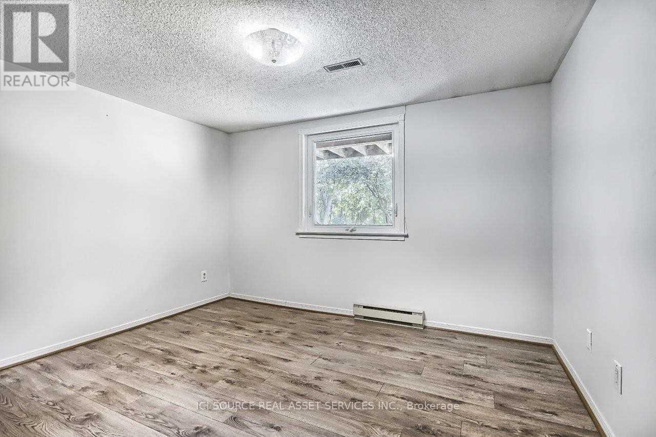 29 Bucks Green Road, Markham, ON - Indoor Photo Showing Other Room